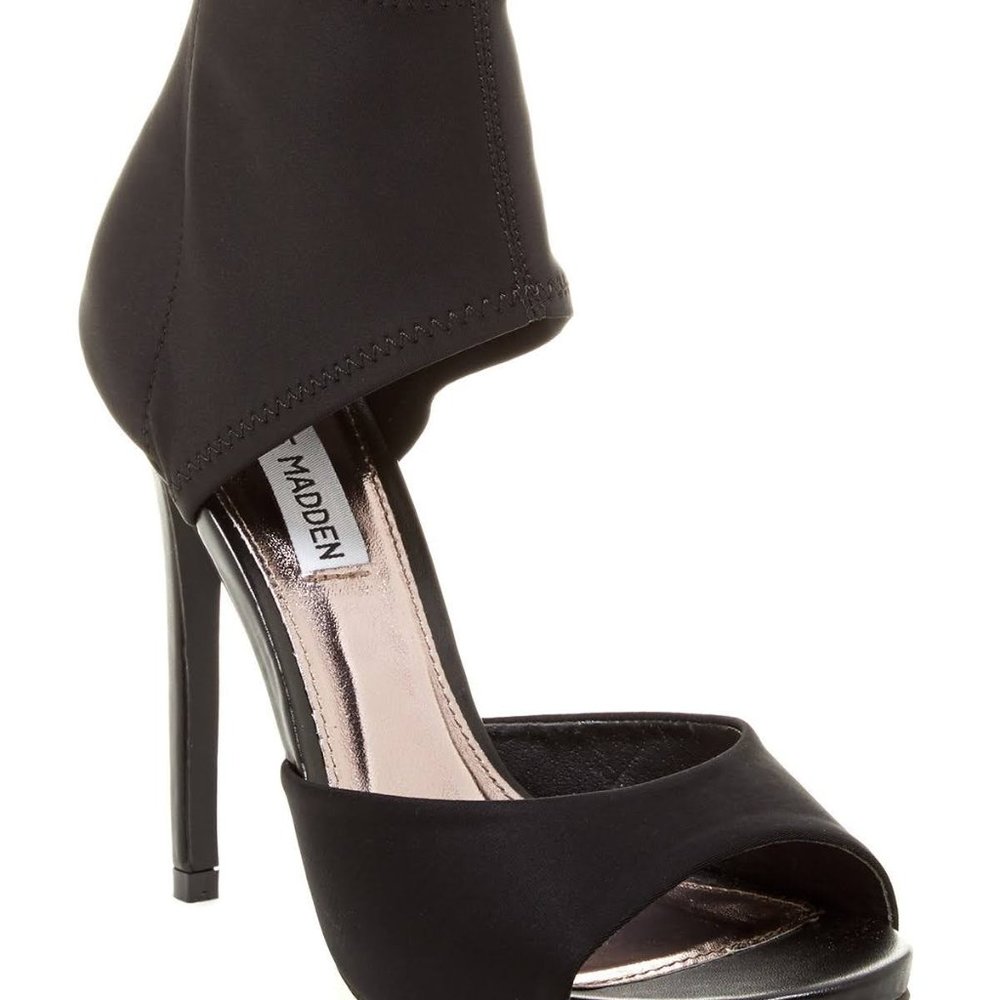 EUC Steve madden black 'maaria' heel sz 9